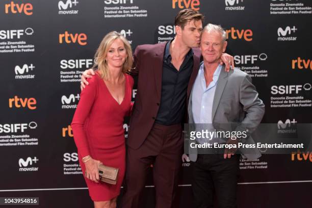 Chris Hemsworth and their parents Craig Hemsworth and Leoni Hemsworth attend the red carpet of the closure gala during 66th San Sebastian Film...
