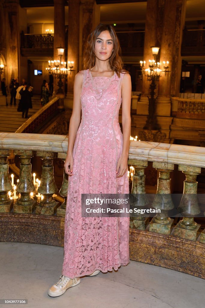 Stella McCartney : Front Row - Paris Fashion Week Womenswear Spring/Summer 2019