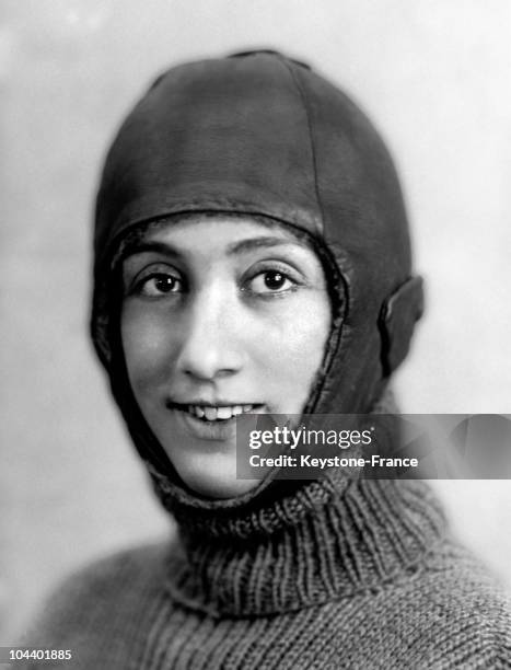 Portrait of French female pilot Adrienne BOLLAND wearing her pilot costume in 1920's. On 27 May 1924, the young woman on board her Caudron 127 beat...