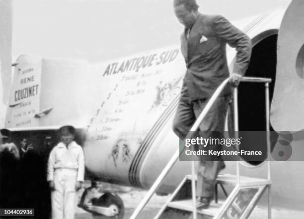 Jean MERMOZ climbed out of the tri-motor 'ARC-EN-CIEL' during a stopover at Bourget. The ARC-EN-CIEL was carrying out its 8th South-Atlantic crossing.