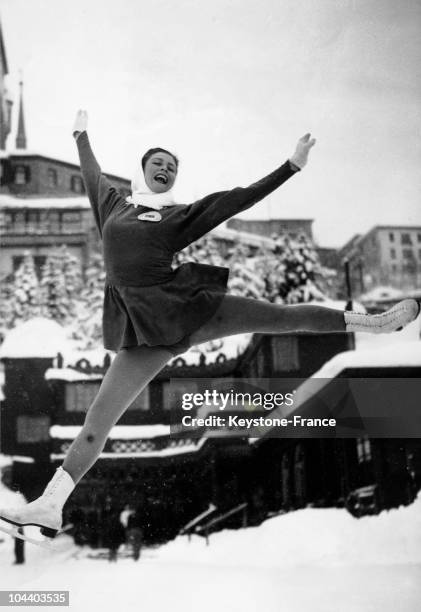 St Moritz Ice Rink St Moritz Olympic Ice Rink Photos and Premium High Res Pictures - Getty ...