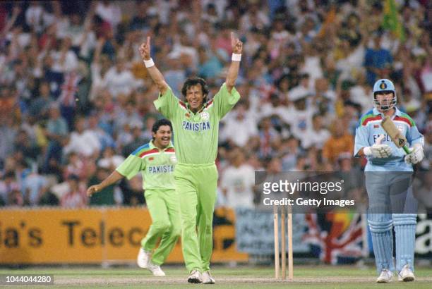 Pakistan captain Imran Khan celebrates the moment of victort after Rameez Raja had caught England batsman Richard Illingworth to win the 1992 Cricket...