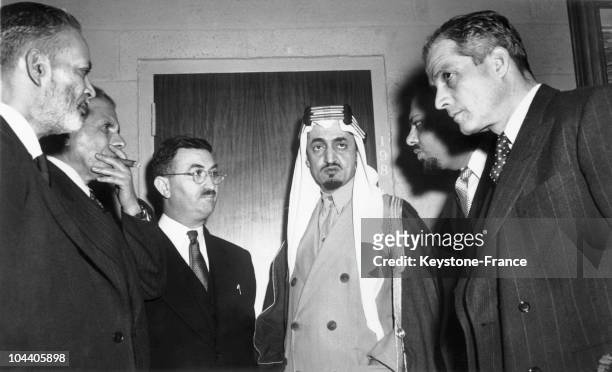 In the United Nations offices at Flushing Meadows , Prince FAYSAL ibn ABD AL-AZIZ of Saudi Arabia among the representatives of the Arab countries...