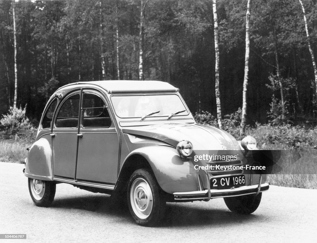 Azamm 2 A photograph of the 1966 version of the AZAM 2 CV. It was equiped ...