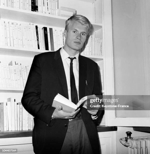 Portrait of the French writer Jean-Marie Gustave Le Clezio, 23 years old. His first novel, THE REPORT, pushed him into the running for the Goncourt...