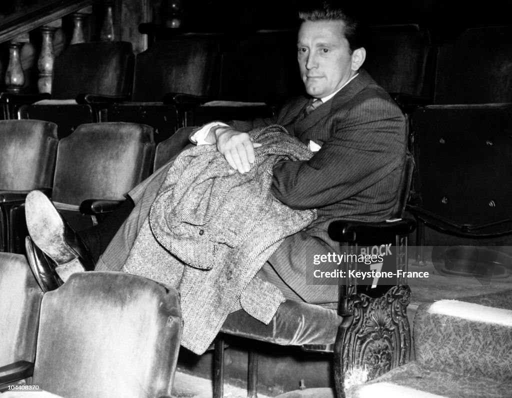 Kirk Douglas At The Empire Leicester Square In 1952