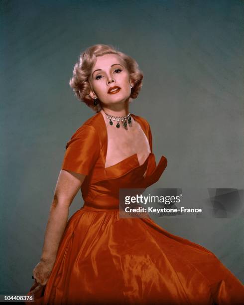 Studio portrait of the French actress Zsa Zsa GABOR between 1950 and 1955.