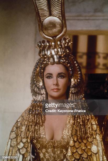 Liz Taylor As Cleopatra In Rome 1962