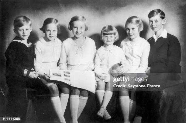 Official photograph of the children of Luxembourg's ducal family, headed by Grand-Duchess CHARLOTTE of Luxembourg and Prince FELIX DE BOURBON-PARME....