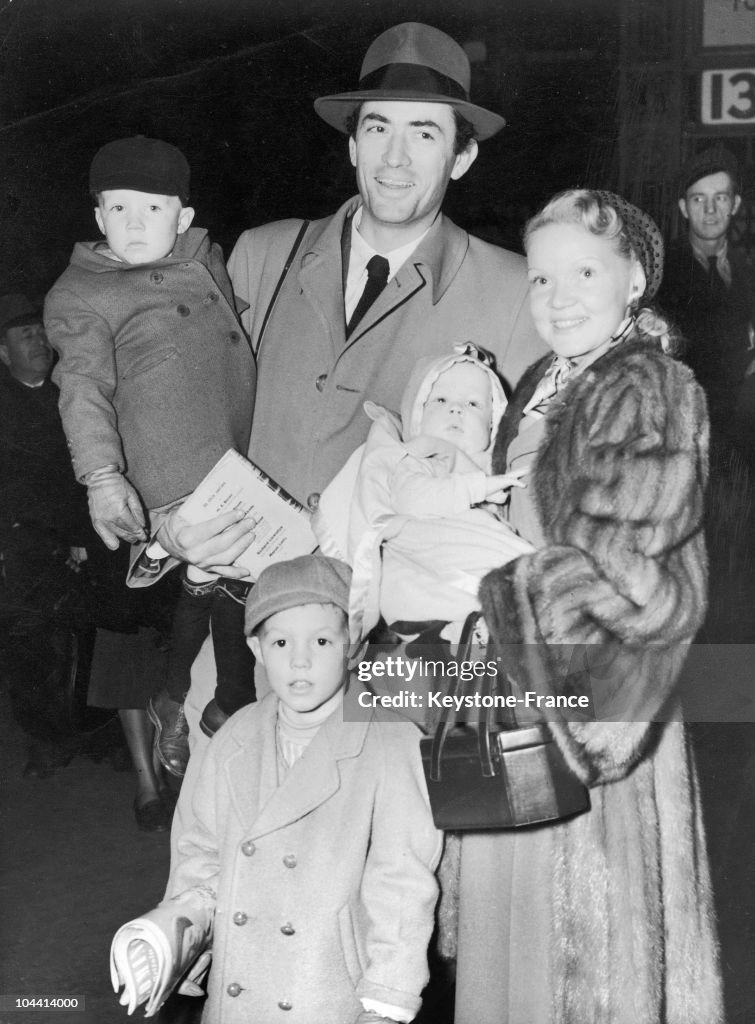 Gregory Peck And His Family In London 1950