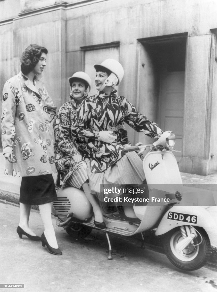 Vespa Scooti-Coat Scooter In London In 1956