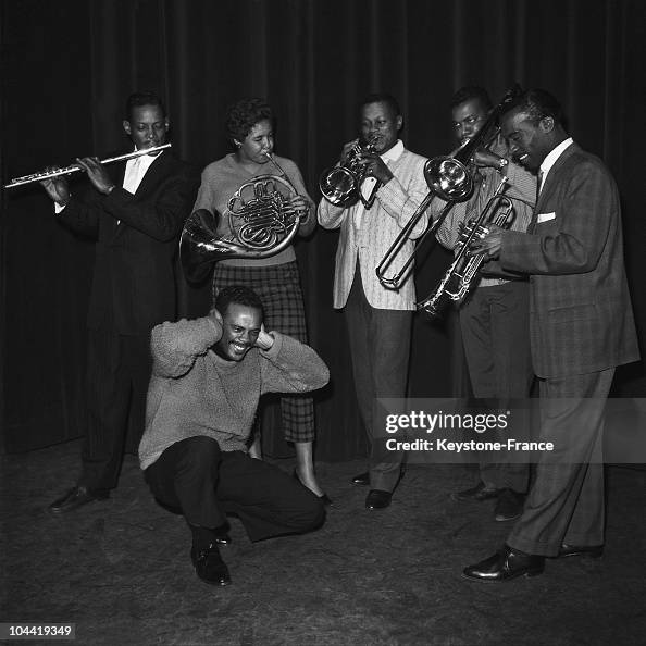 Apu Robi The Musicians Of The American Rhythm And Blues Group The Platters On ...