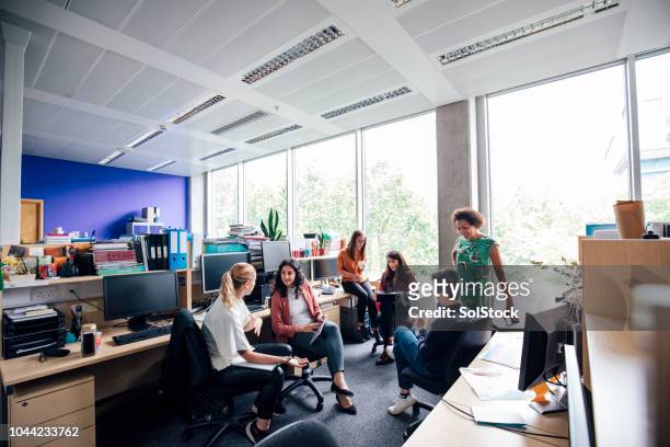 casual section business meeting - office partition stock pictures, royalty-free photos & images