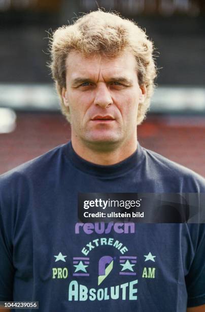 Uwe Kliemann -Co.- Trainer bei Eintracht Braunschweig -hier Serie 1992/93