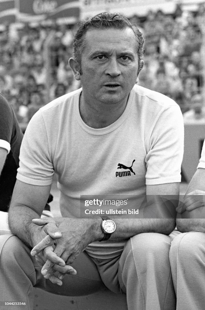 Herbert Burdenski, Trainer von Werder Bremen. Aus Eintracht... News