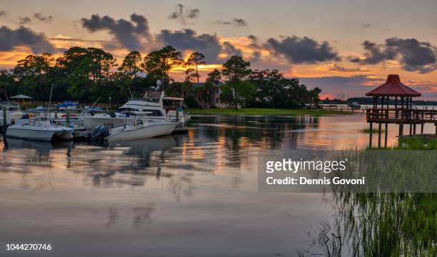 day is done at marina - hilton head stock pictures, royalty-free photos & images