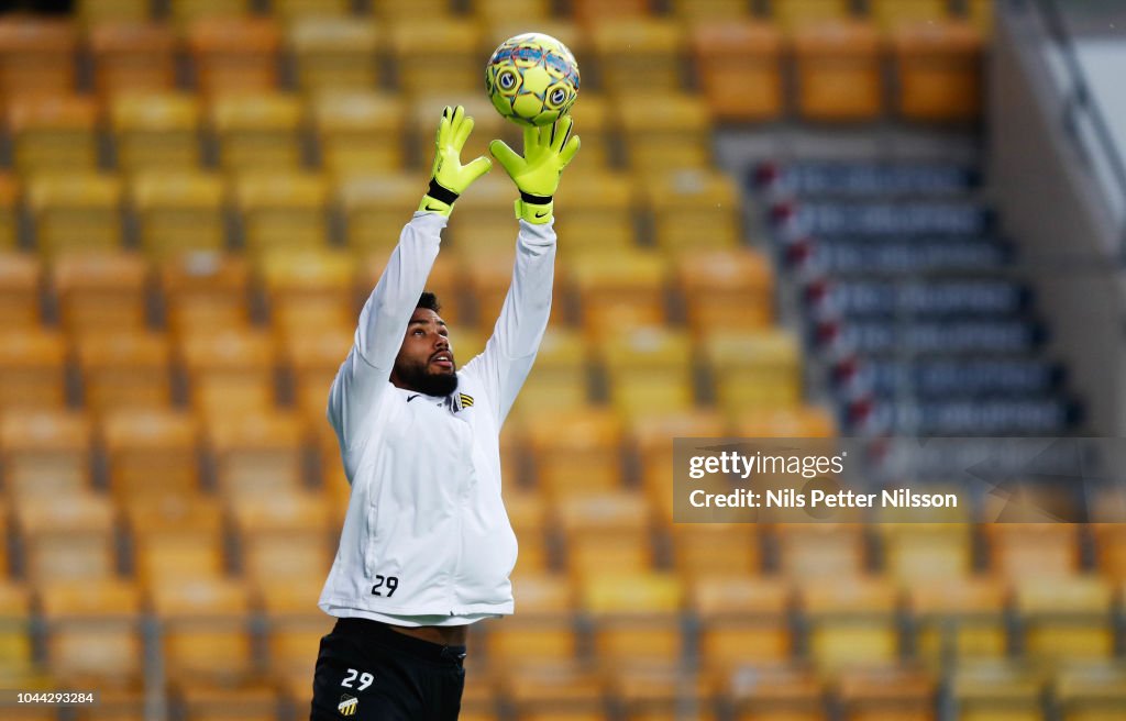Jonathan Rasheed of BK Hacken during warm up ahead of the Allsvenskan