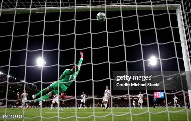 David Brooks of AFC Bournemouth scores his sides first goal past Wayne Hennessey of Crystal Palace during the Premier League match between AFC...