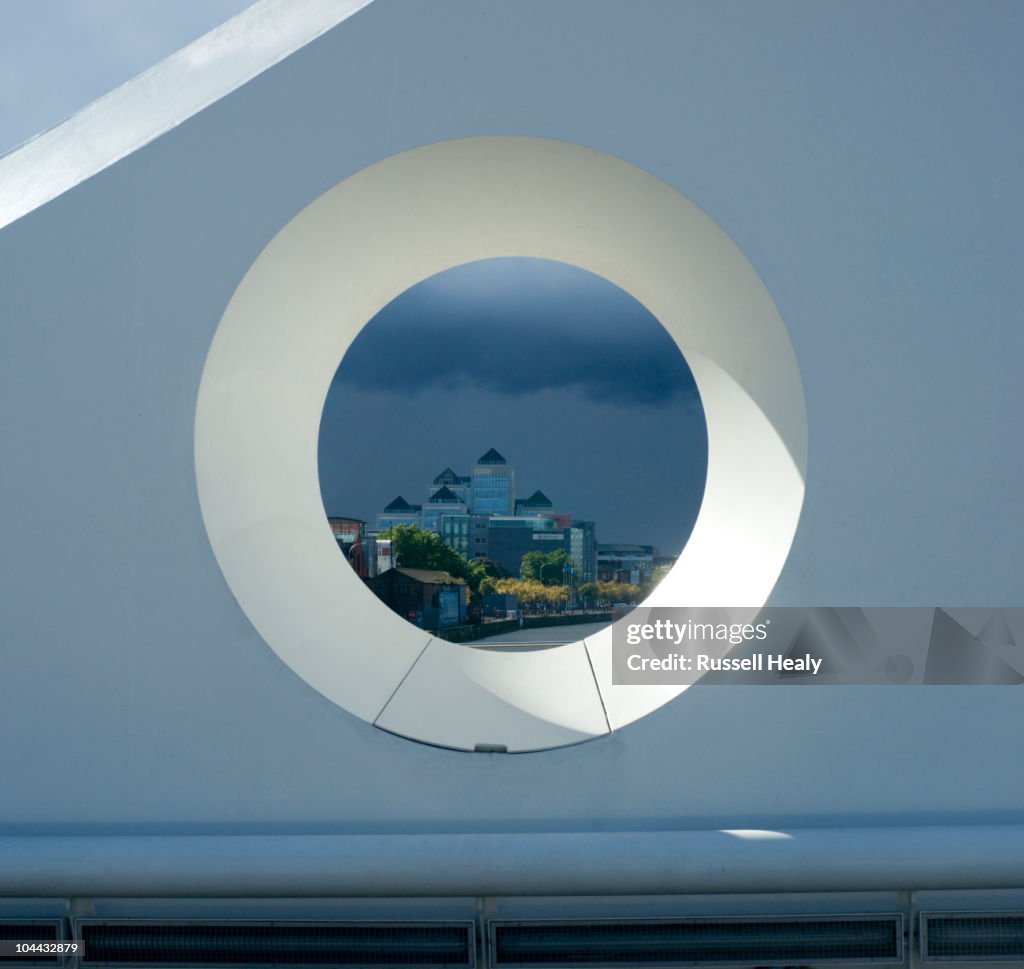 Samuel Beckett Bridge