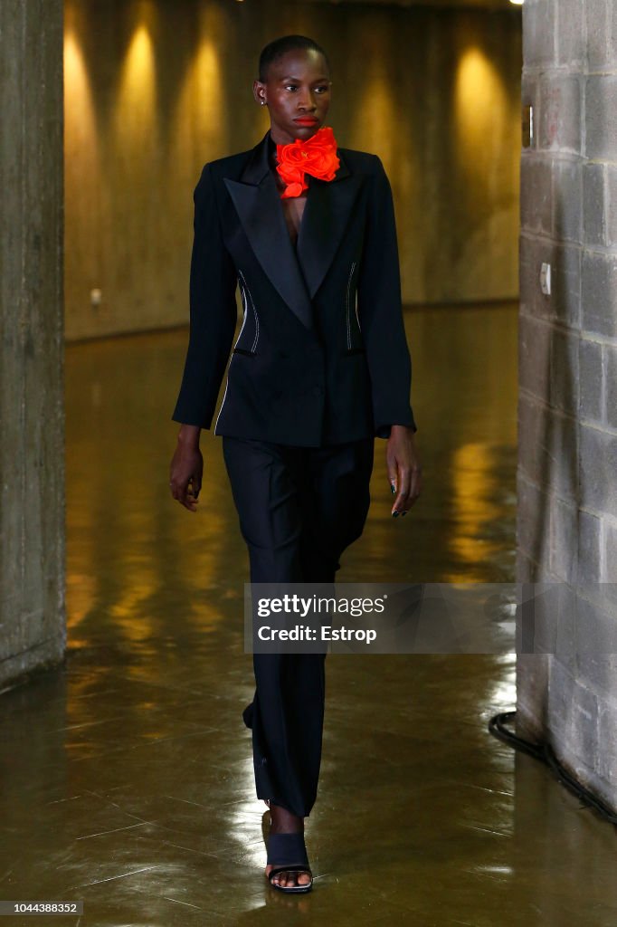 Koche : Runway - Paris Fashion Week Womenswear Spring/Summer 2019