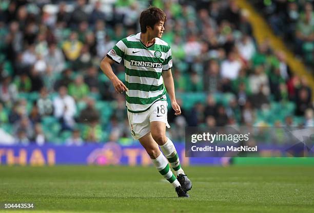 Ki Sung Yeung of Celtic during the Clydesdale Bank Scottish Premier League match between Celtic and Hibernian at Celtic Park on September 25, 2010 in...