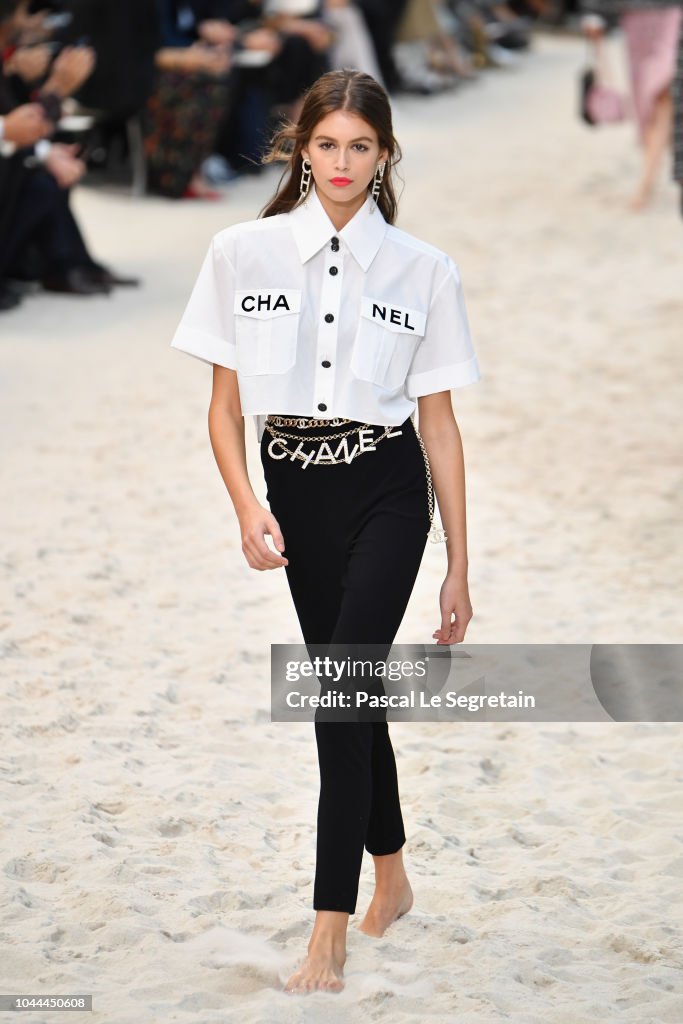 Chanel : Runway - Paris Fashion Week Womenswear Spring/Summer 2019