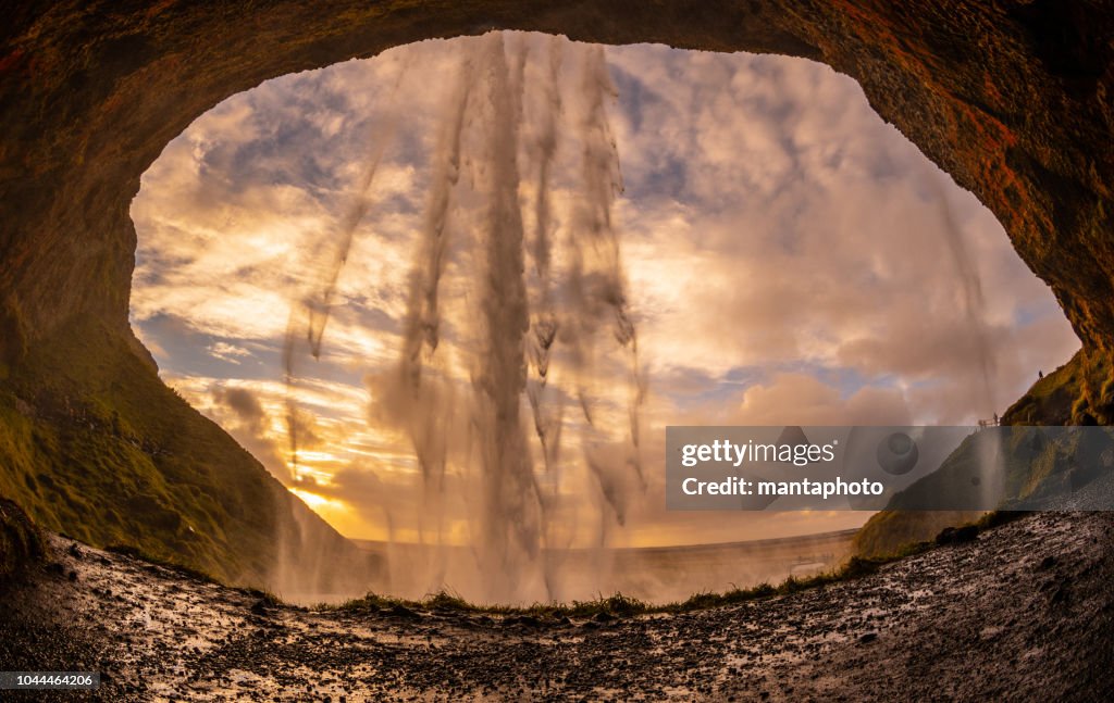 Wasserfall Seljalandsfoss in Island