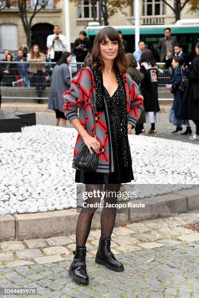 Berenice Bejo attends the Miu Miu show as part of the Paris Fashion Week Womenswear Spring/Summer 2019 on October 2, 2018 in Paris, France.