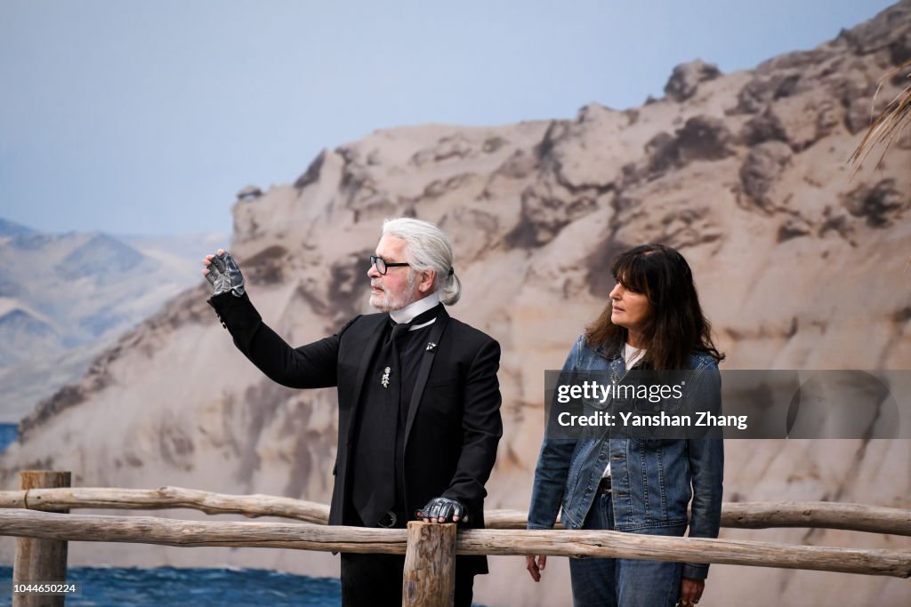 Chanel : Runway - Paris Fashion Week Womenswear Spring/Summer 2019