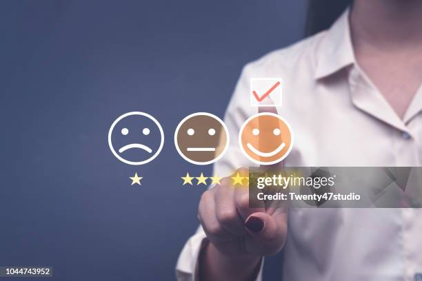review, rating concept - satisfação imagens e fotografias de stock