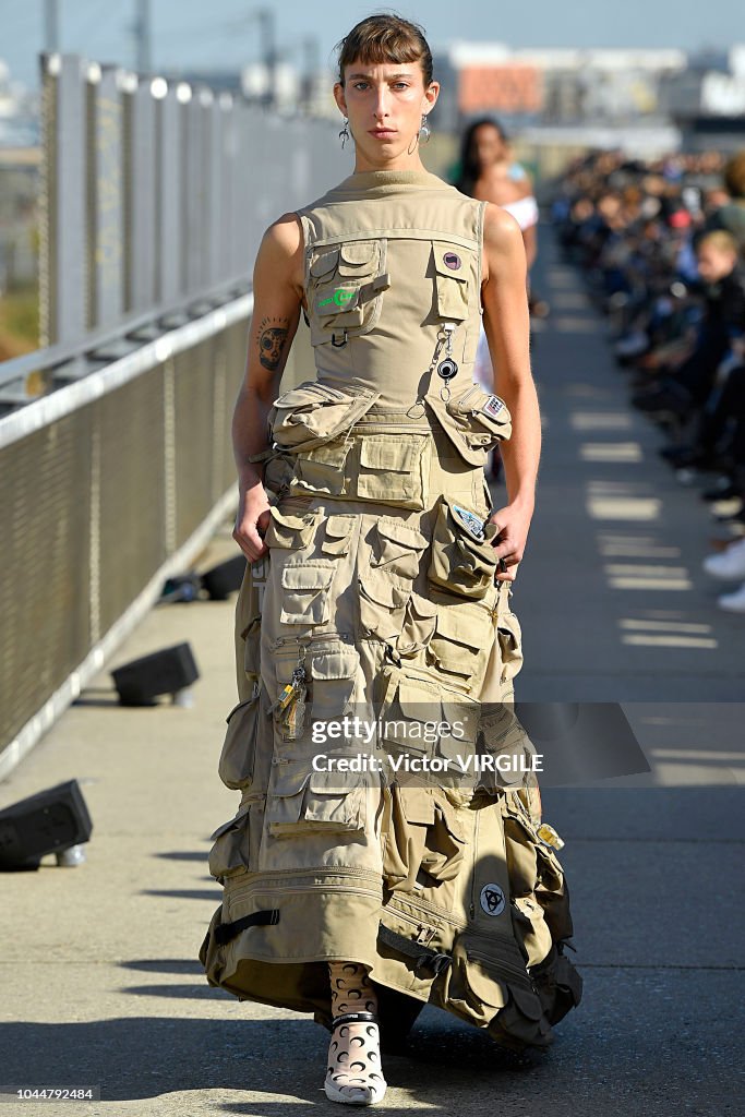 Marine Serre : Runway - Paris Fashion Week Womenswear Spring/Summer 2019