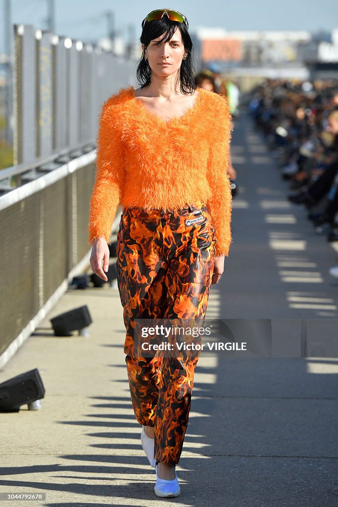 Marine Serre : Runway - Paris Fashion Week Womenswear Spring/Summer 2019