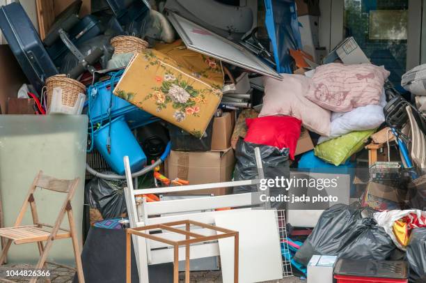 second hand space with second-hand stuff - rubbish dump stock pictures, royalty-free photos & images