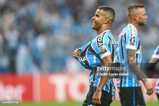 Alisson of Gremio celebrates their third goal during the match between Gremio and Atletico Tucuman, part of Copa Conmebol Libertadores 2018, at Arena...