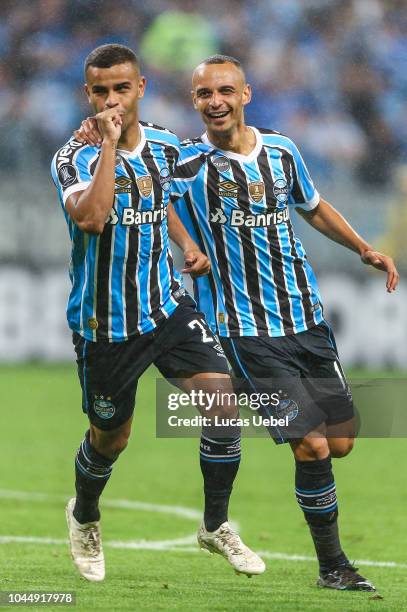 Alisson of Gremio celebrates their third goal during the match between Gremio and Atletico Tucuman, part of Copa Conmebol Libertadores 2018, at Arena...