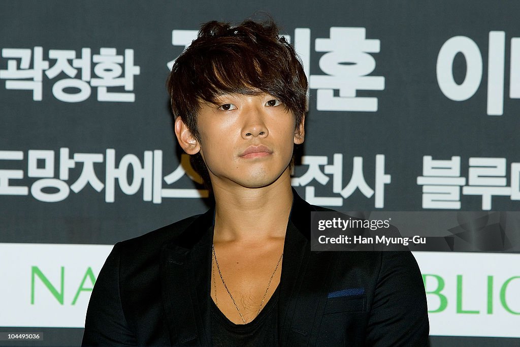 "Fugitive Plan B" Seoul Press Conference