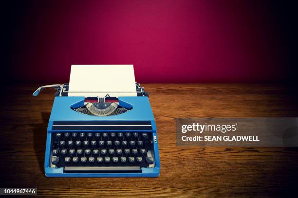 typewriter wooden desk - wooden wine press stock pictures, royalty-free photos & images