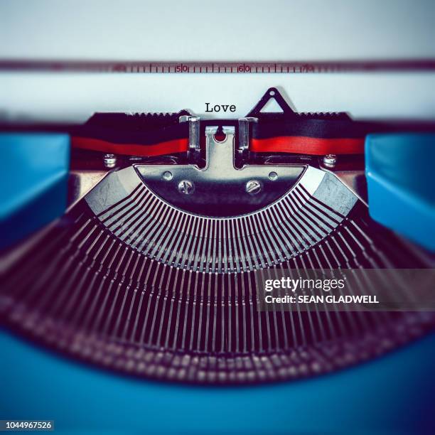 write a love letter - typewriter stockfoto's en -beelden