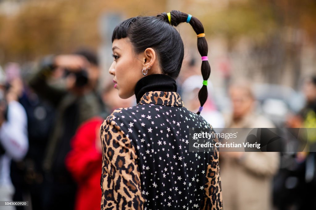 Street Style : Paris Fashion Week Womenswear Spring/Summer 2019 : Day Nine