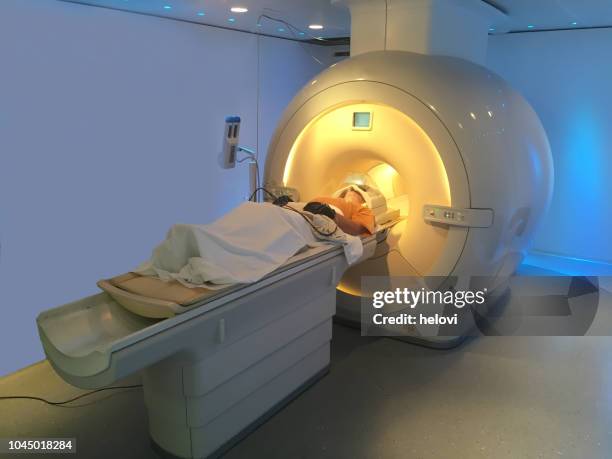 Functional Mri Photos and Premium High Res Pictures - Getty Images