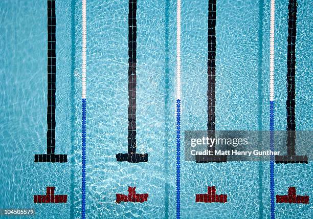 pool with swimmer lanes - コースロープ ストックフォトと画像
