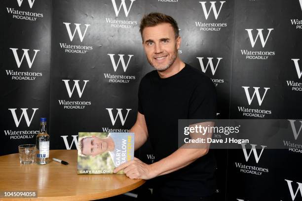 Gary Barlow attends his book signing, 'A Better Me', at Waterstones Piccadilly on October 3, 2018 in London, England.