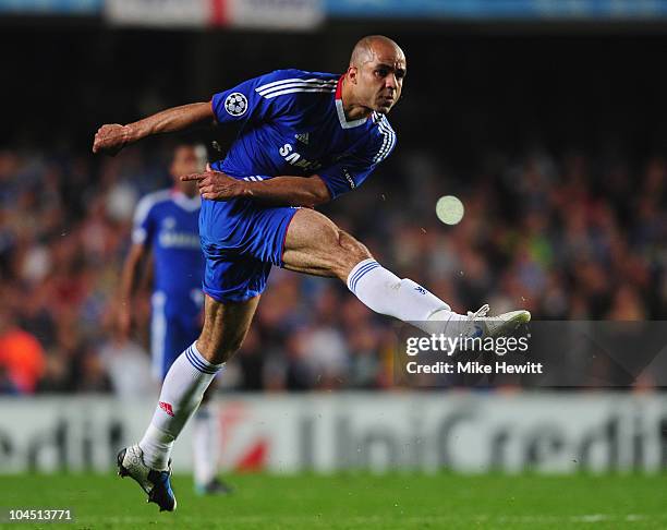 Alex of Chelsea crashes a free kick against the post during the UEFA Champions League Group F match between Chelsea and Marseille at Stamford Bridge...