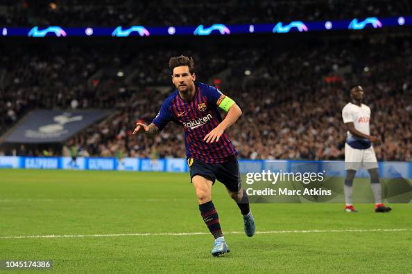 Lionel Messi of FC Barcelona celebrates scoring their 3rd goal during