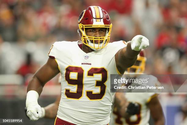 Defensive end Jonathan Allen of the Washington Redskins reacts during the NFL game against the Arizona Cardinals at State Farm Stadium on September...