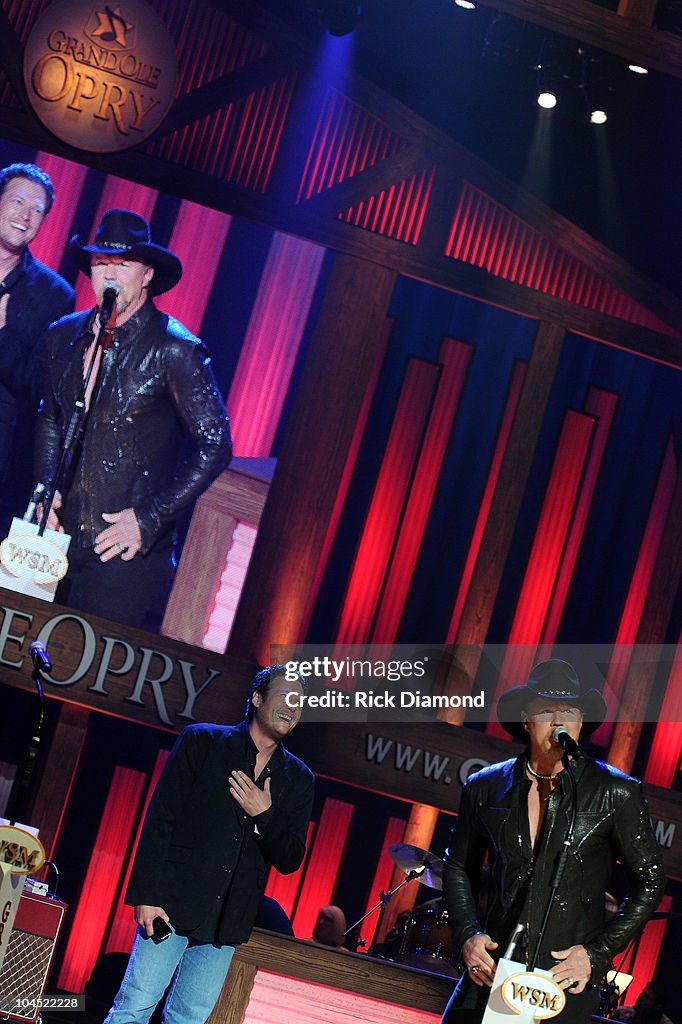 Country Comes Home: An Opry Celebration - Show