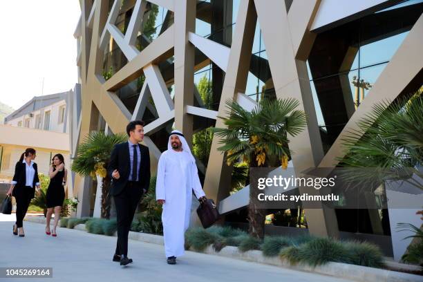 concepto de negocios - tour of qatar fotografías e imágenes de stock