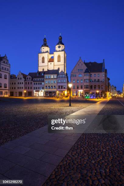 lutherstadt wittenberg - town square and church  blue hour (saxony-anhalt, germaany) - lutherstadt wittenberg stock pictures, royalty-free photos & images