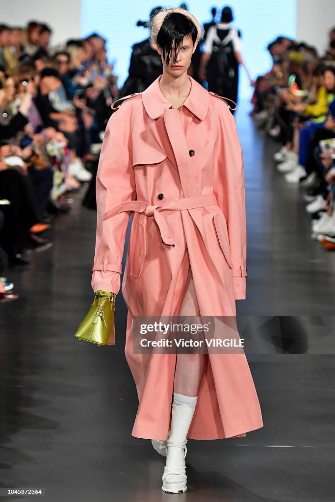 Maison Margiela : Runway - Paris Fashion Week Womenswear Spring/Summer 2019