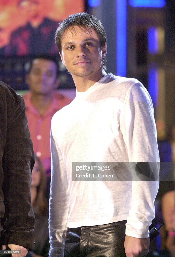 98 Degrees on FarmClub.com